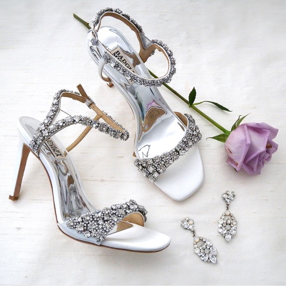 Badgley Mischka Galia Size White Satin - Picture 4 of 17